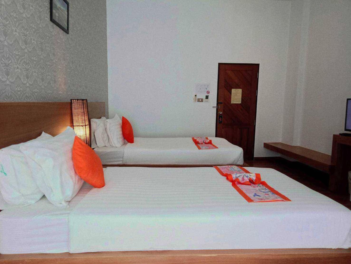 Jingjit Hotel Krabi town Exterior foto