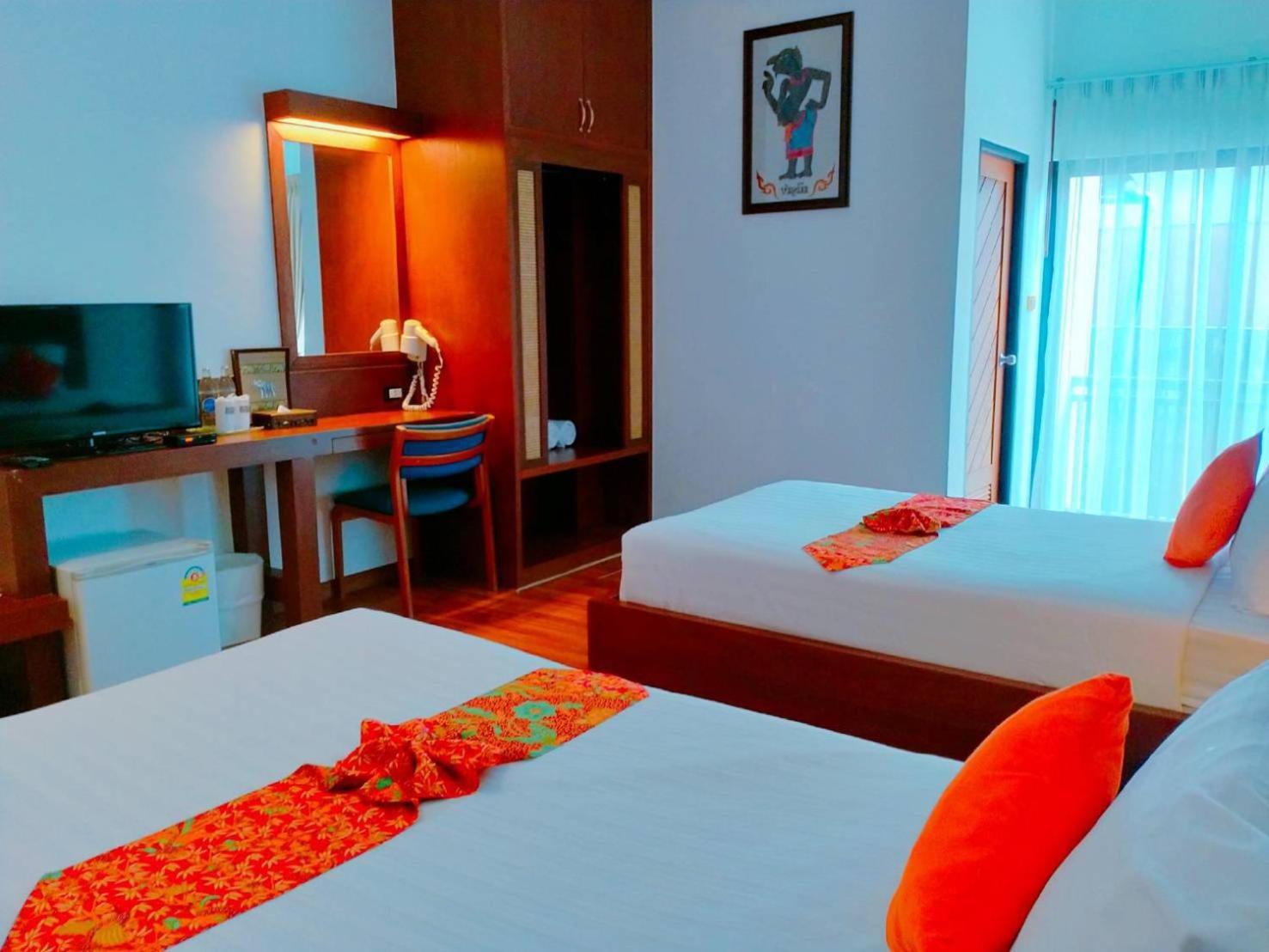 Jingjit Hotel Krabi town Exterior foto