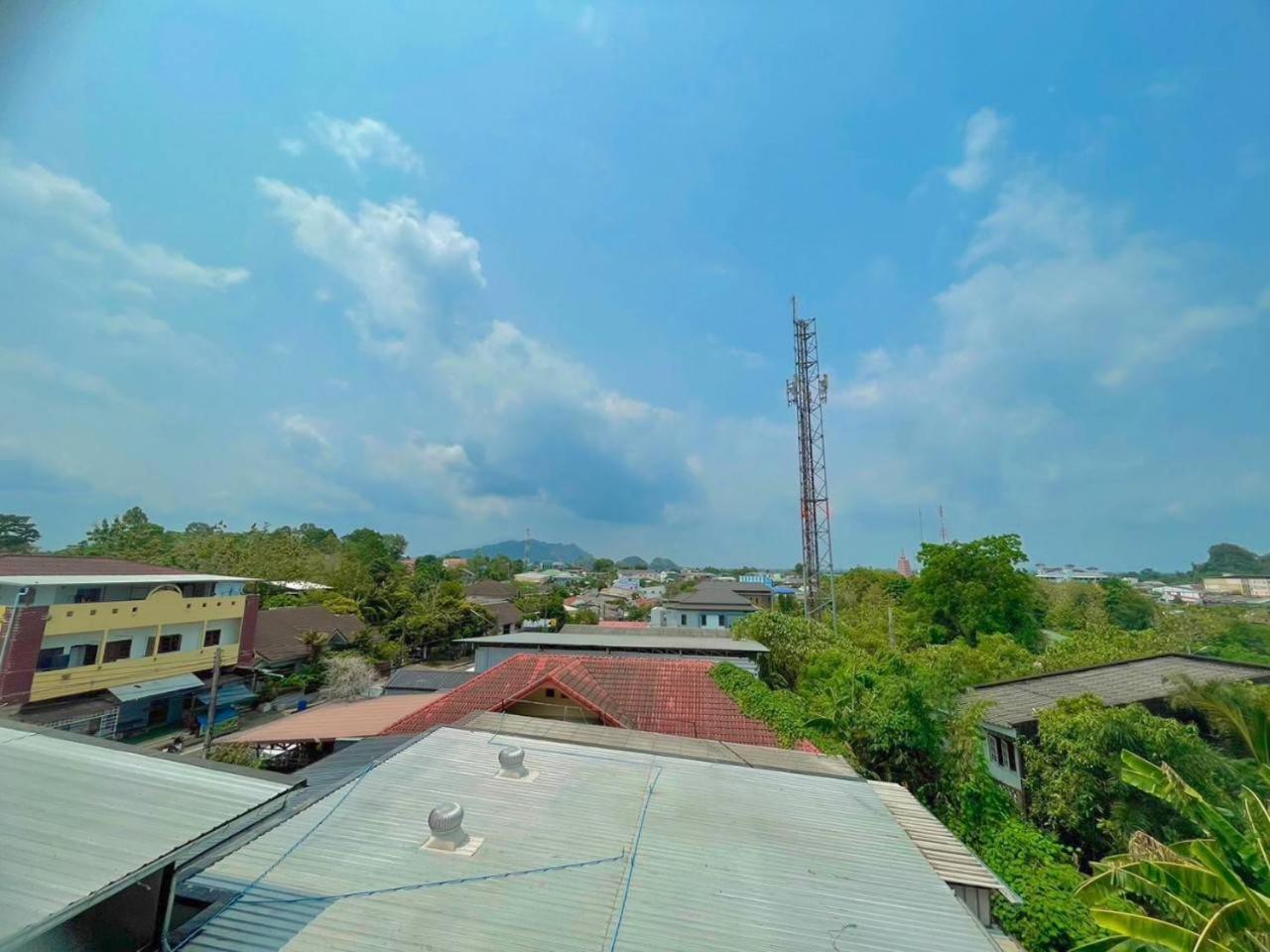 Jingjit Hotel Krabi town Exterior foto