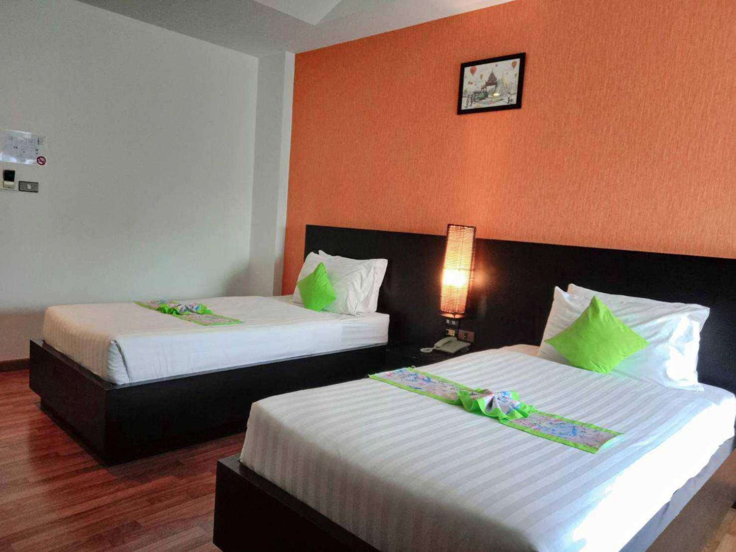 Jingjit Hotel Krabi town Exterior foto