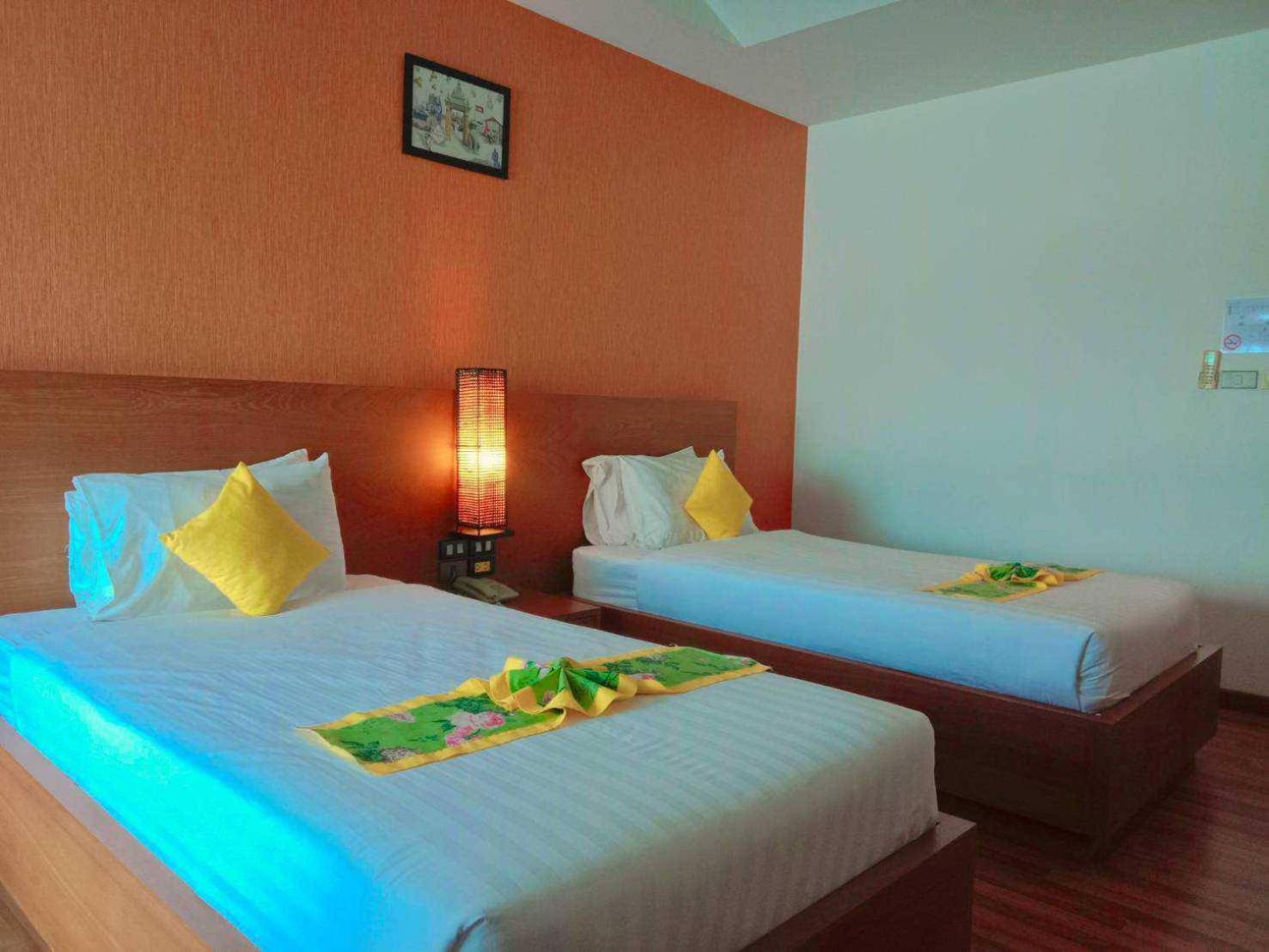 Jingjit Hotel Krabi town Exterior foto