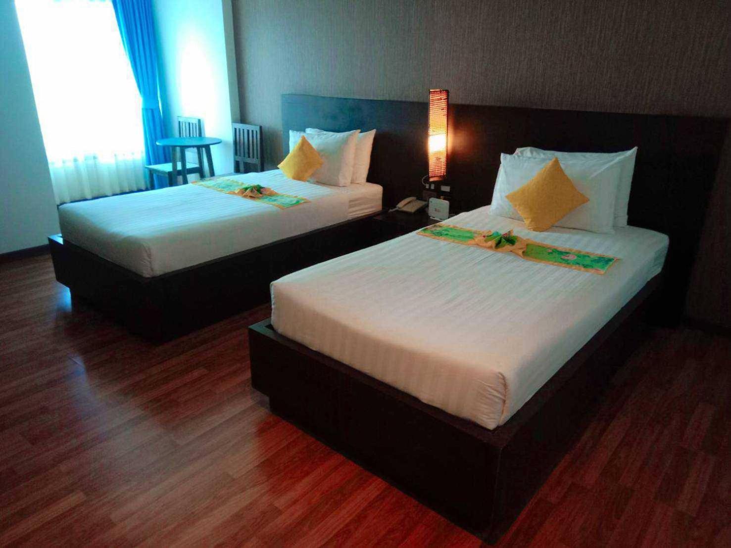 Jingjit Hotel Krabi town Exterior foto