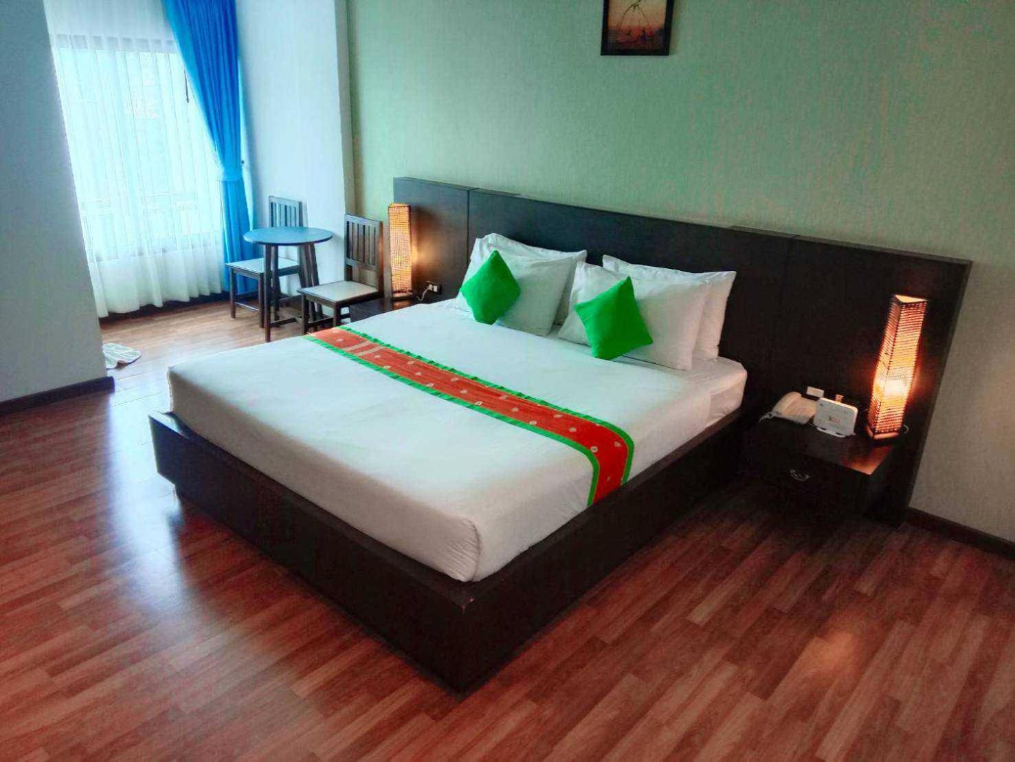 Jingjit Hotel Krabi town Exterior foto