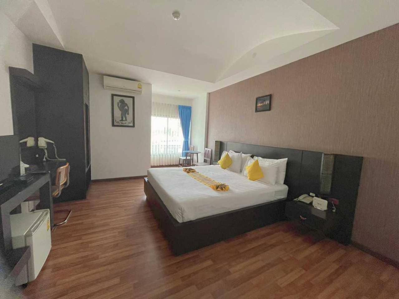 Jingjit Hotel Krabi town Exterior foto