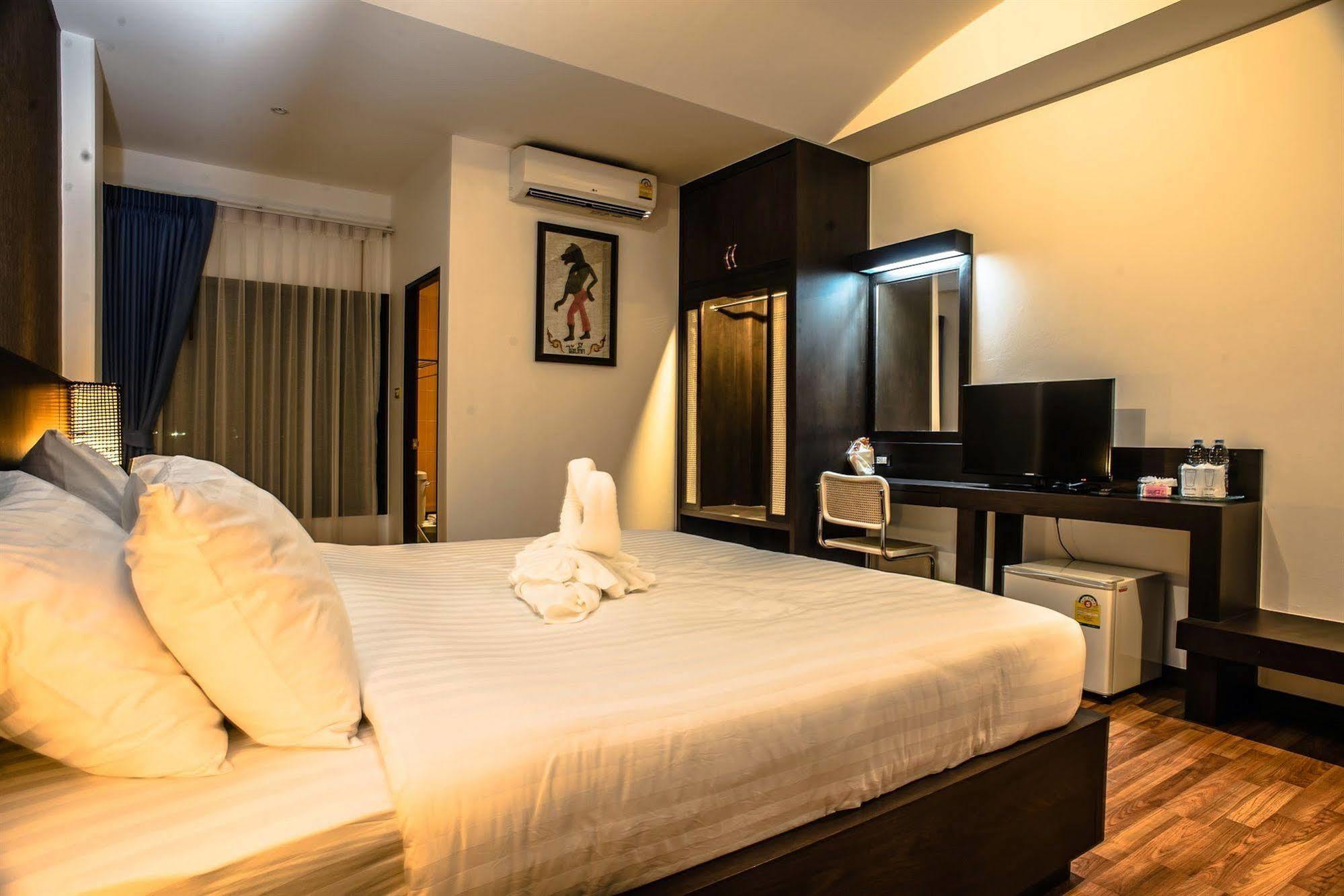 Jingjit Hotel Krabi town Exterior foto
