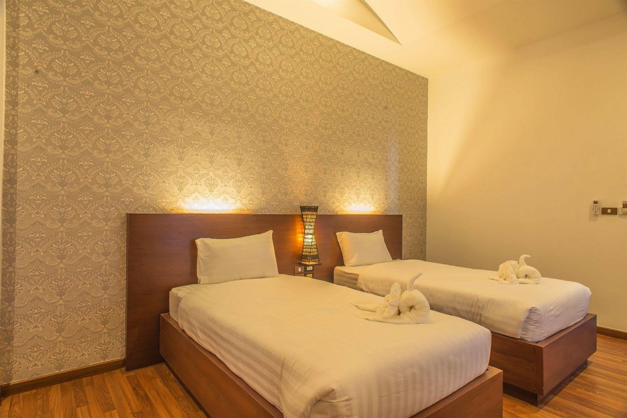 Jingjit Hotel Krabi town Exterior foto